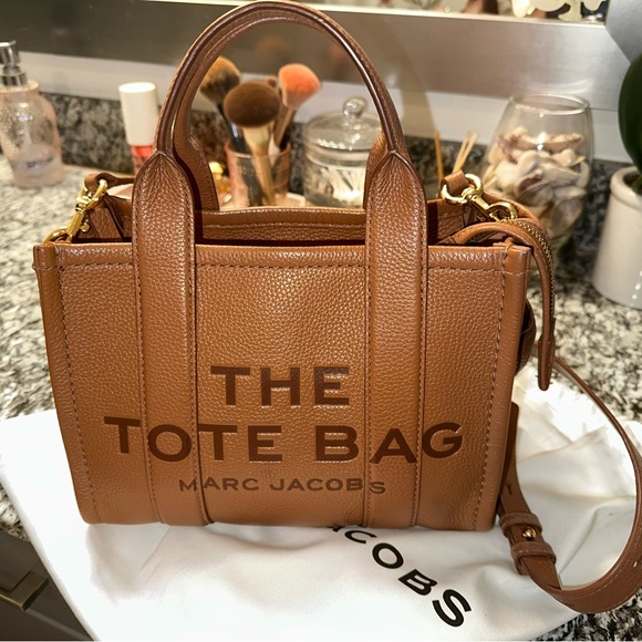 Authentic Marc Jacobs bag. Mint condition, real leather. - Picture 3 of 7